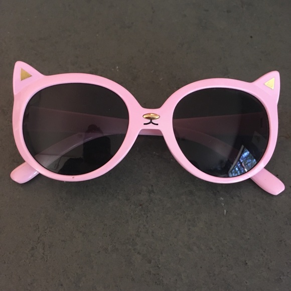 Meet your Posher, Aurelia - Picture 1 of 1